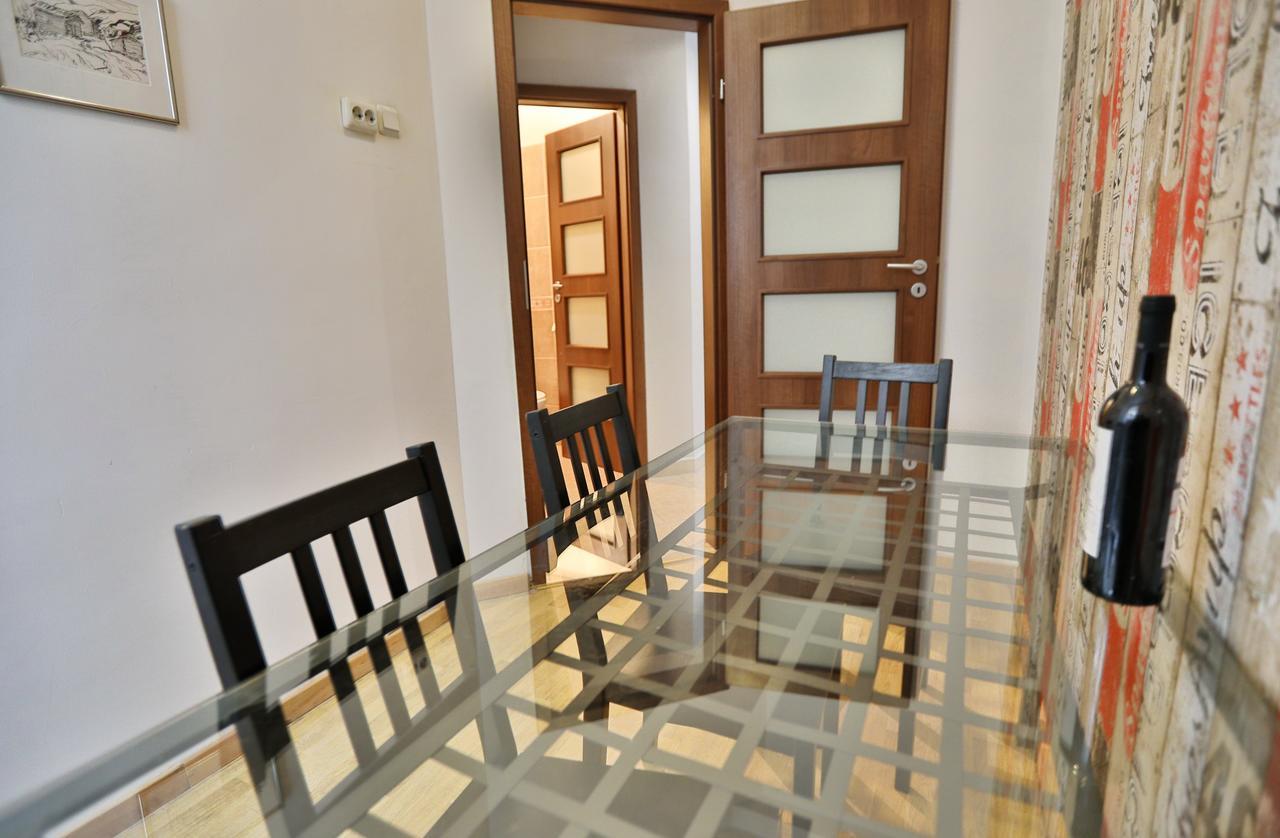 Color Apartments Franceza St Bükreş Dış mekan fotoğraf
